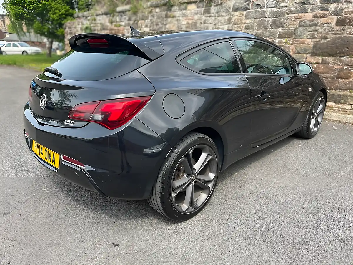 Used 2014 Vauxhall Astra Gtc Limited Edition Black - Interior and Exterior details 6