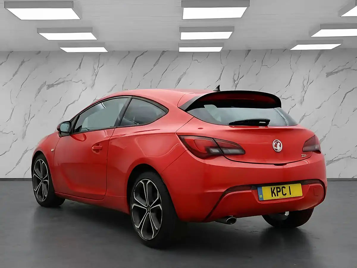 Used 2014 Vauxhall Astra Gtc Limited Edition Red - Interior and Exterior details 4