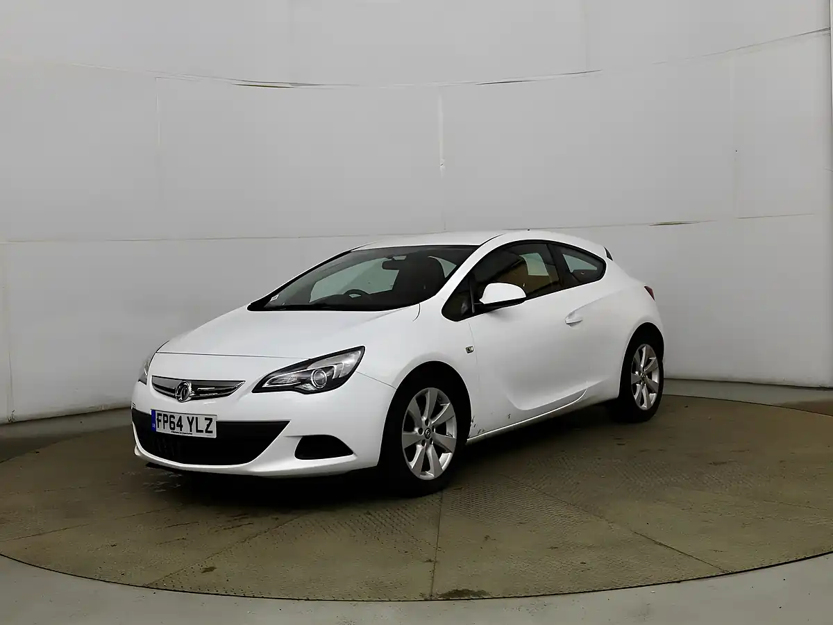 Used 2014 Vauxhall Astra Gtc Sport White - Interior and Exterior details 3