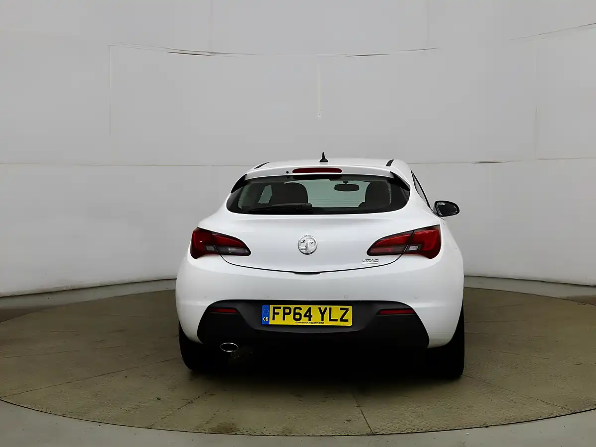 Used 2014 Vauxhall Astra Gtc Sport White - Interior and Exterior details 5