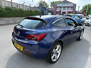 Used 2014 Vauxhall Astra Gtc Sri Blue - Interior and Exterior details 7