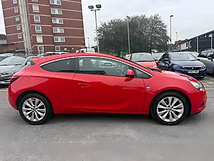 Used 2014 Vauxhall Astra Gtc Sri Red - Interior and Exterior details 8