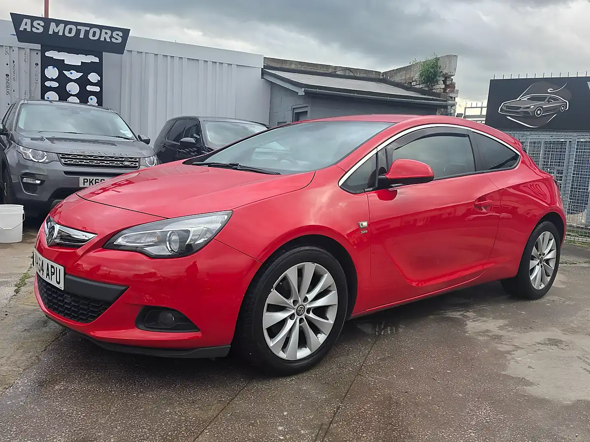 Used 2014 Vauxhall Astra Gtc Sri Red - Interior and Exterior details 3
