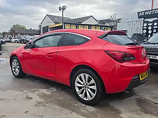 Used 2014 Vauxhall Astra Gtc Sri Red - Interior and Exterior details 5