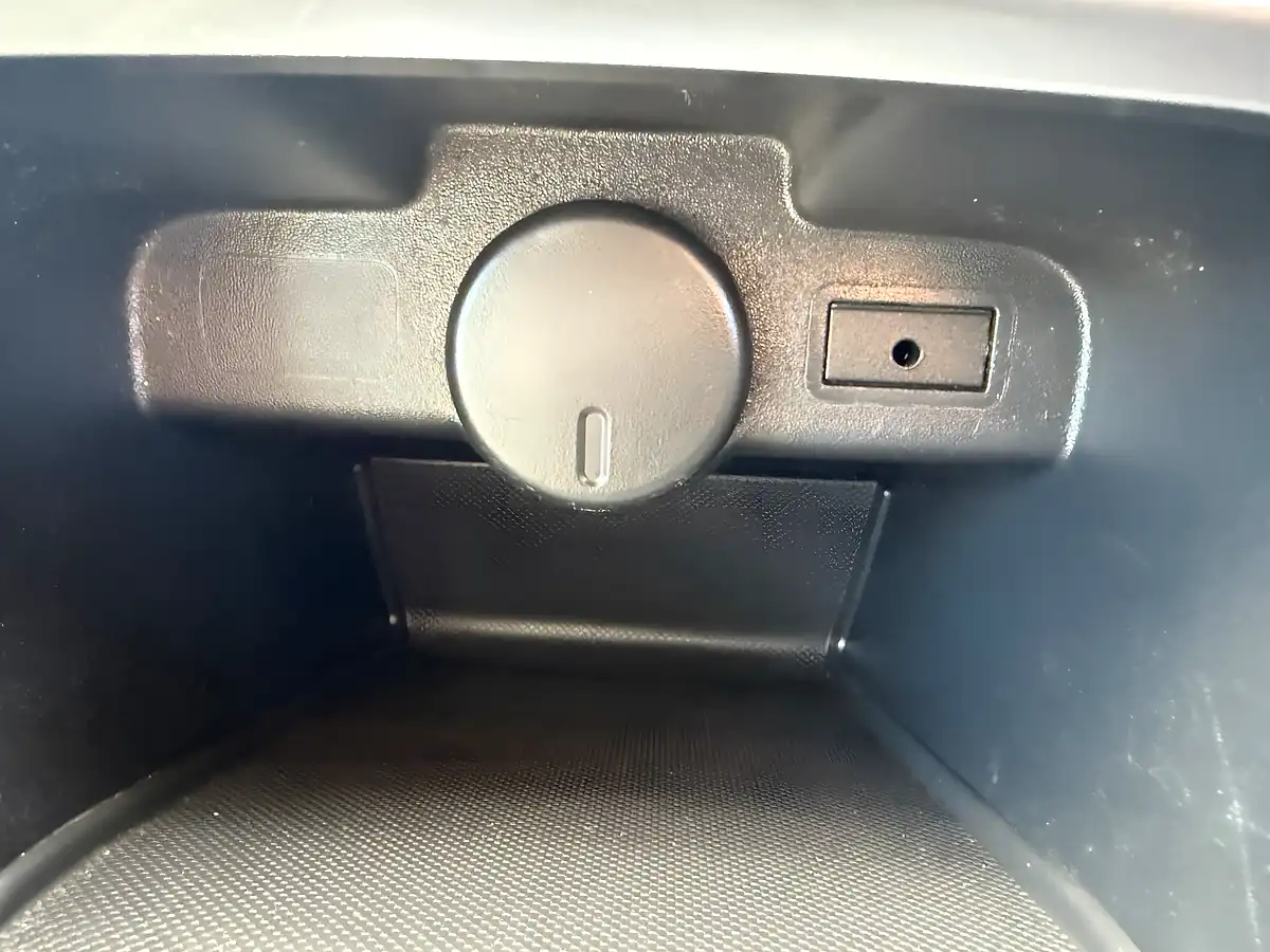 Used 2014 Vauxhall Astra Sri Black - Interior and Exterior details 16