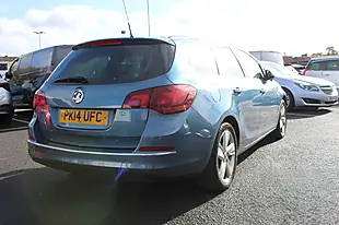 Used 2014 Vauxhall Astra Sri Blue - Interior and Exterior details 8
