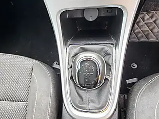 Used 2014 Vauxhall Astra Sri Green - Interior and Exterior details 10