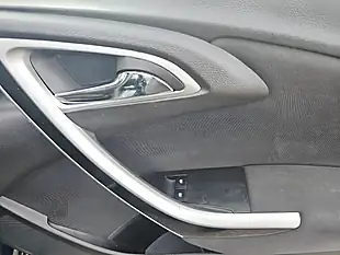 Used 2014 Vauxhall Astra Sri Green - Interior and Exterior details 14