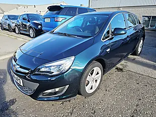 Used 2014 Vauxhall Astra Sri Green - Interior and Exterior details 6