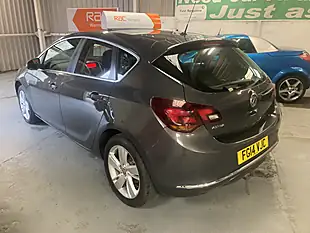 Used 2014 Vauxhall Astra Sri Grey - Interior and Exterior details 3