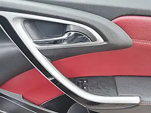 Used 2014 Vauxhall Astra Sri Gtc Black - Interior and Exterior details 14