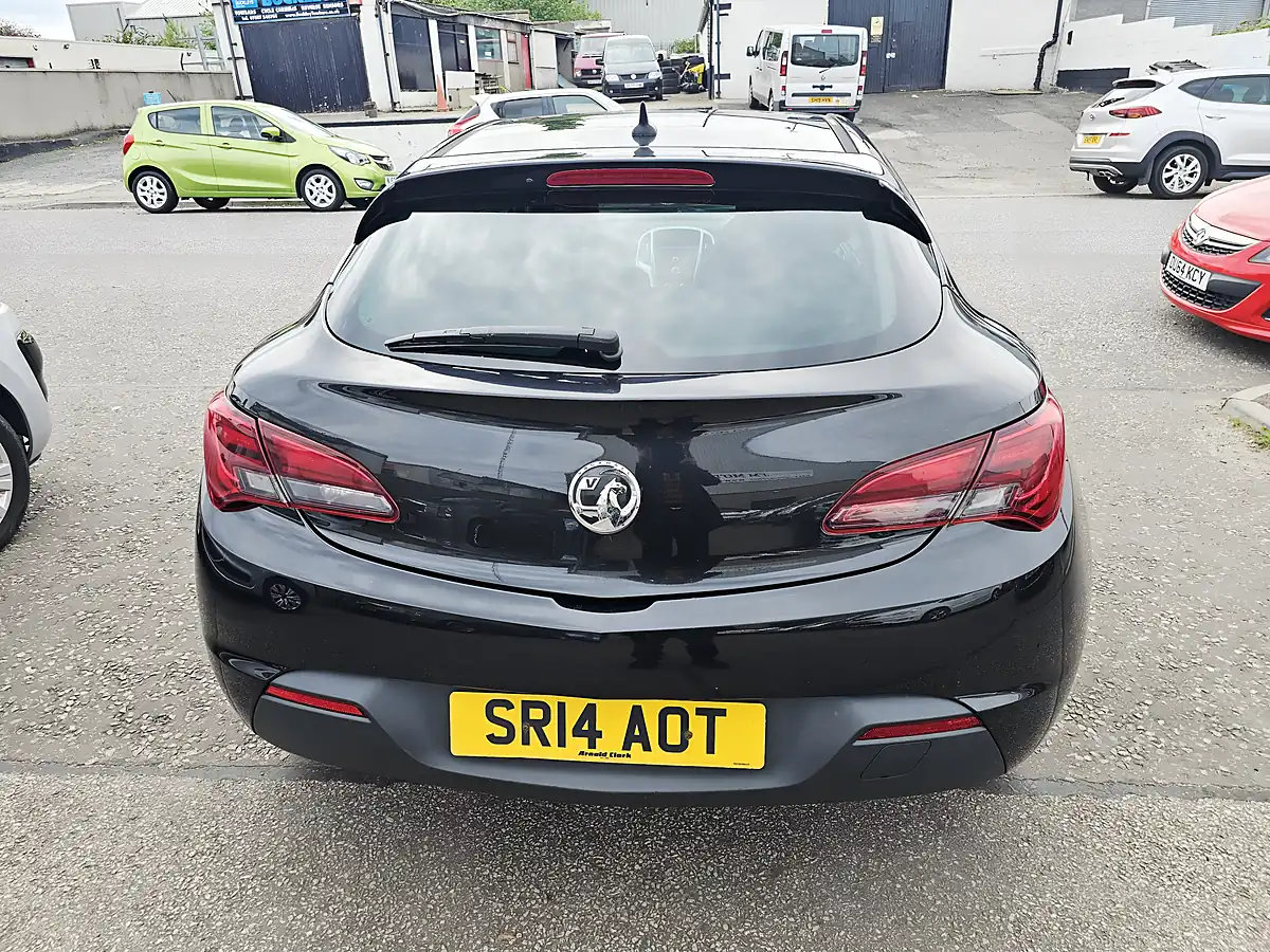 Used 2014 Vauxhall Astra Sri Gtc Black - Interior and Exterior details 3