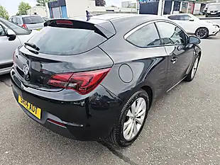 Used 2014 Vauxhall Astra Sri Gtc Black - Interior and Exterior details 4