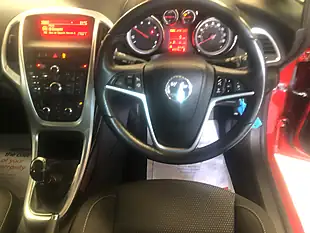 Used 2014 Vauxhall Astra Sri Red - Interior and Exterior details 12