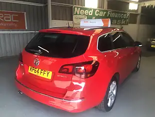 Used 2014 Vauxhall Astra Sri Red - Interior and Exterior details 5