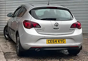 Used 2014 Vauxhall Astra Sri Silver - Interior and Exterior details 12