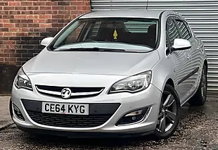 Used 2014 Vauxhall Astra Sri Silver - Interior and Exterior details 14