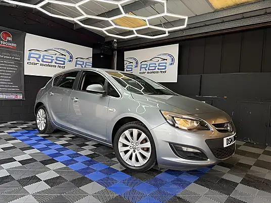 2014 Vauxhall Astra Tech Line 1.6 Auto