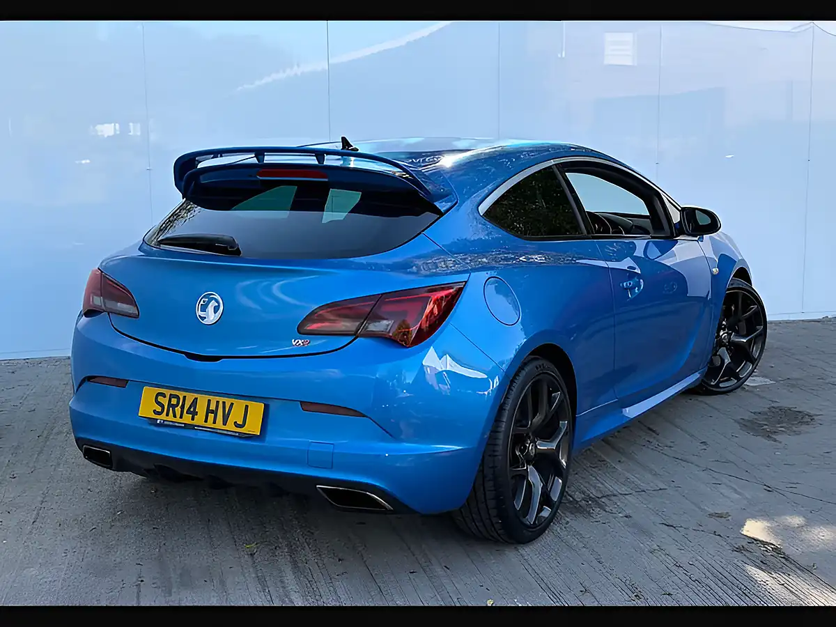 Used 2014 Vauxhall Astra Vxr Blue Buzz - Interior and Exterior details 13
