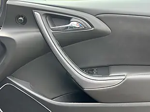 Used 2014 Vauxhall Cascada Se Black - Interior and Exterior details 14