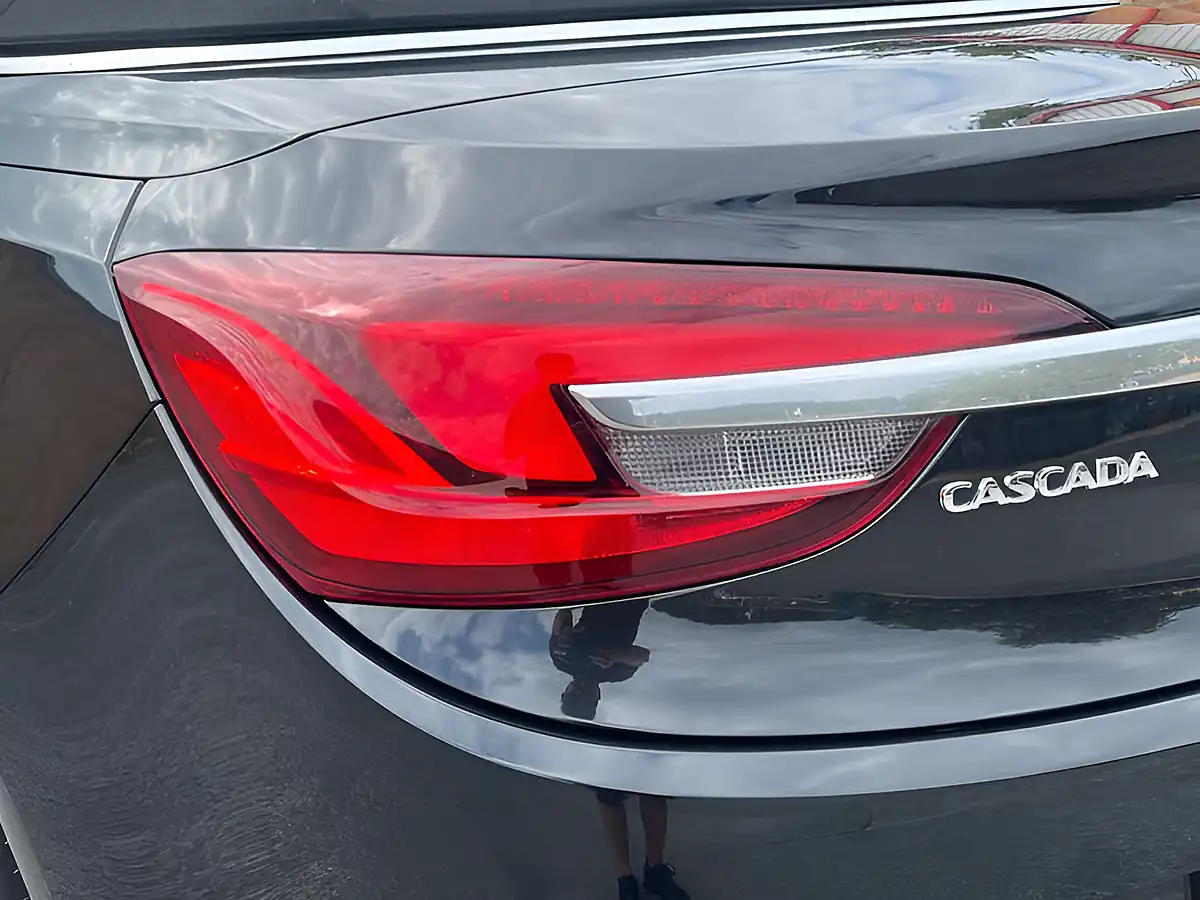 Used 2014 Vauxhall Cascada Se Black - Interior and Exterior details 17