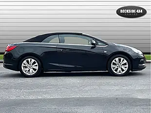 Used 2014 Vauxhall Cascada Se Black - Interior and Exterior details 2