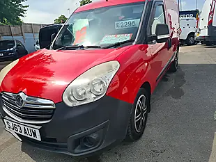 Used 2014 Vauxhall Combo 2300 Bright Red - Interior and Exterior details 11