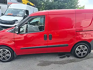 Used 2014 Vauxhall Combo 2300 Bright Red - Interior and Exterior details 2