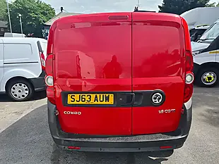 Used 2014 Vauxhall Combo 2300 Bright Red - Interior and Exterior details 6