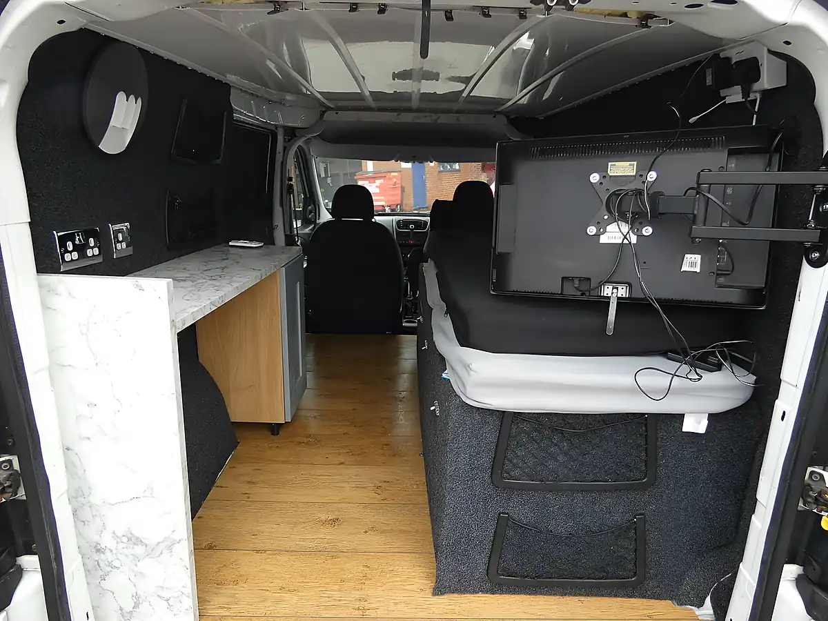 Used 2014 Vauxhall Combo Lwb One Person Conversion White - Interior and Exterior details 10