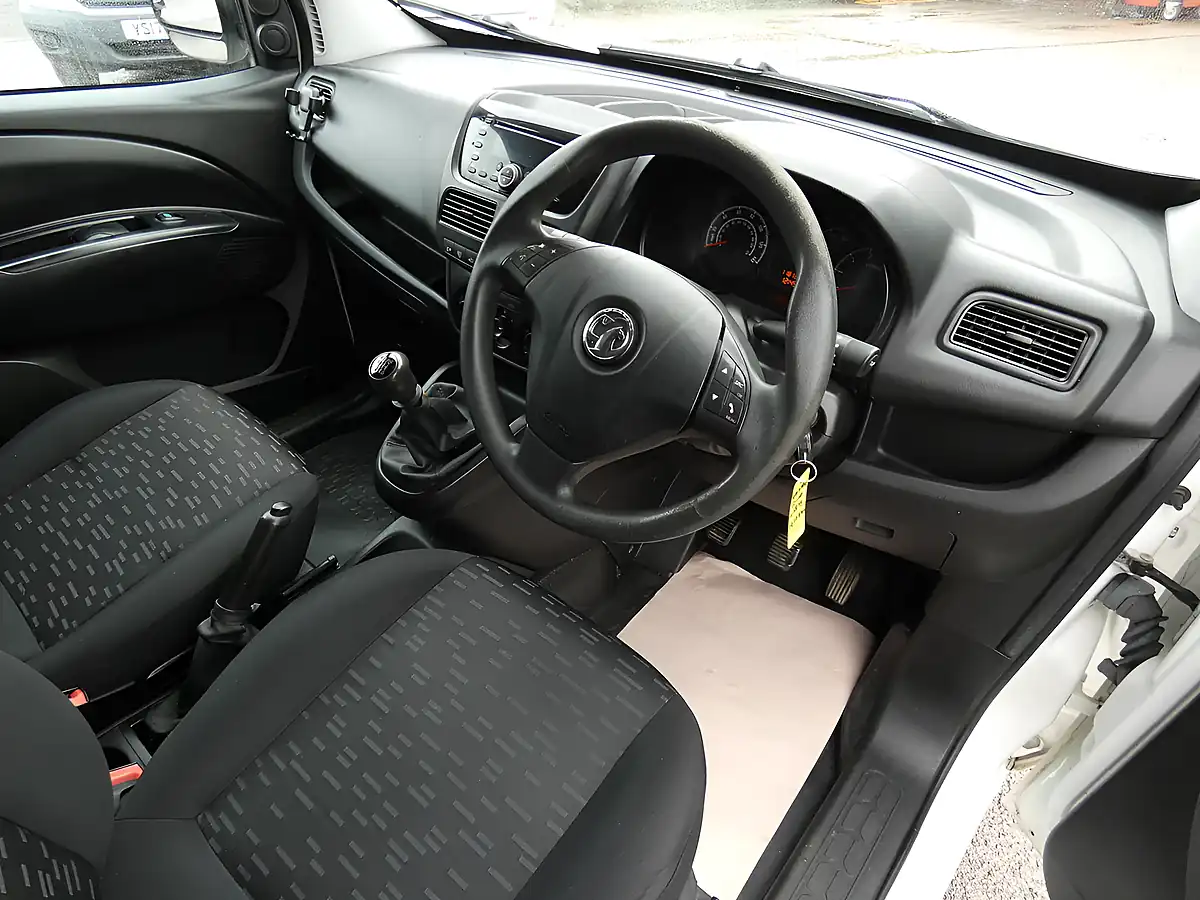 Used 2014 Vauxhall Combo Lwb One Person Conversion White - Interior and Exterior details 13