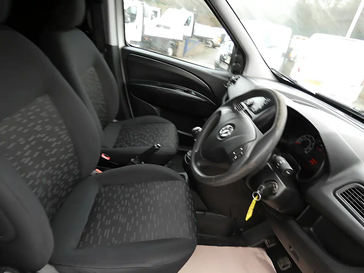 Used 2014 Vauxhall Combo Lwb One Person Conversion White - Interior and Exterior details 2