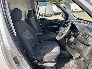 Used 2014 Vauxhall Combo Sportive Silver - Interior and Exterior details 14