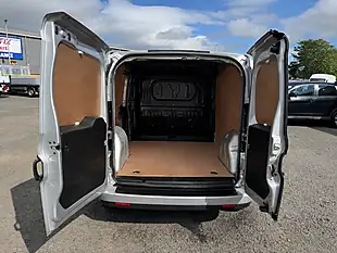 Used 2014 Vauxhall Combo Sportive Silver - Interior and Exterior details 15