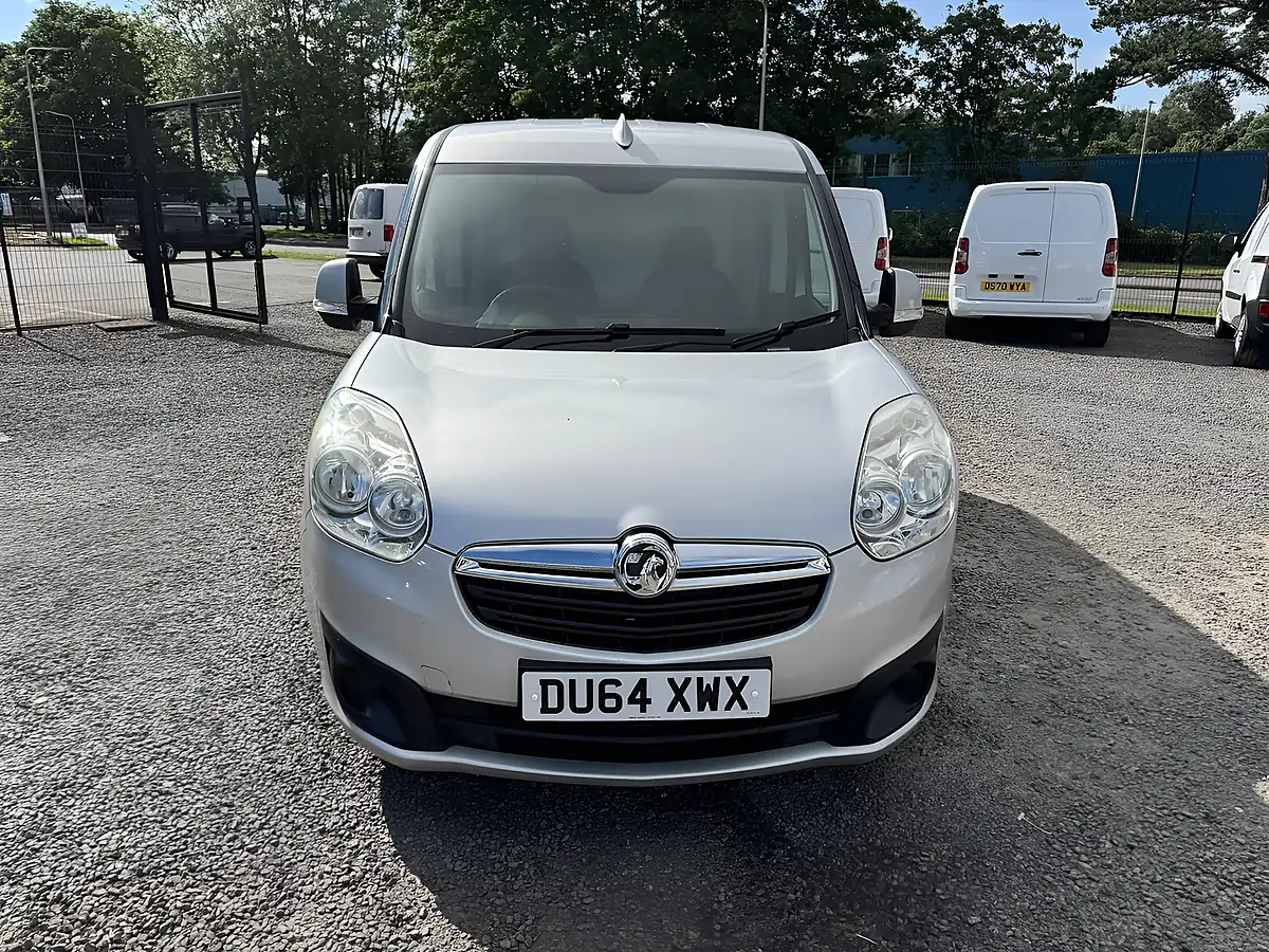 Used 2014 Vauxhall Combo Sportive Silver - Interior and Exterior details 2