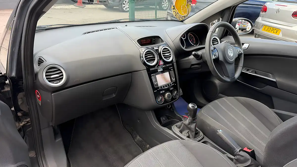 Used 2014 Vauxhall Corsa Black Edition Black - Interior and Exterior details 16
