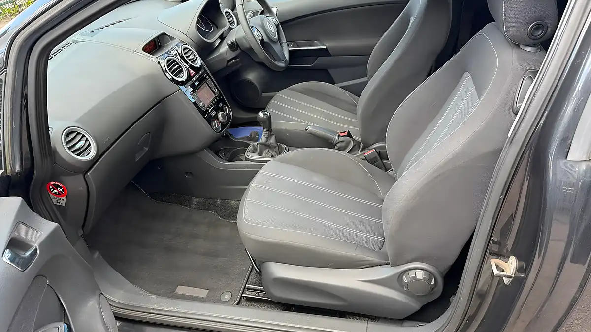 Used 2014 Vauxhall Corsa Black Edition Black - Interior and Exterior details 18
