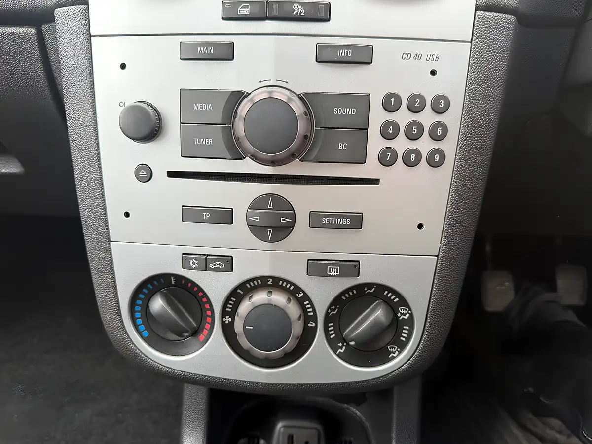 Used 2014 Vauxhall Corsa Energy Black - Interior and Exterior details 15