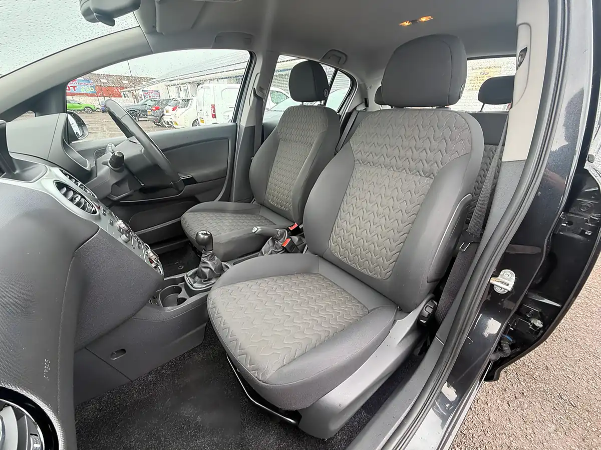 Used 2014 Vauxhall Corsa Energy Black - Interior and Exterior details 17