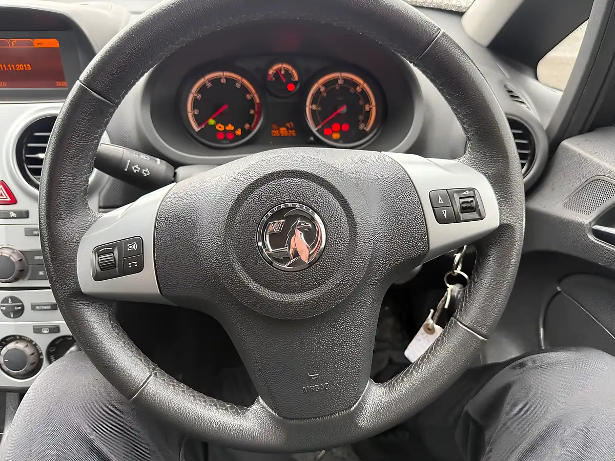 Used 2014 Vauxhall Corsa Energy Black - Interior and Exterior details 19