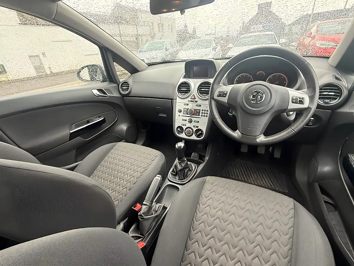 Used 2014 Vauxhall Corsa Energy Black - Interior and Exterior details 9