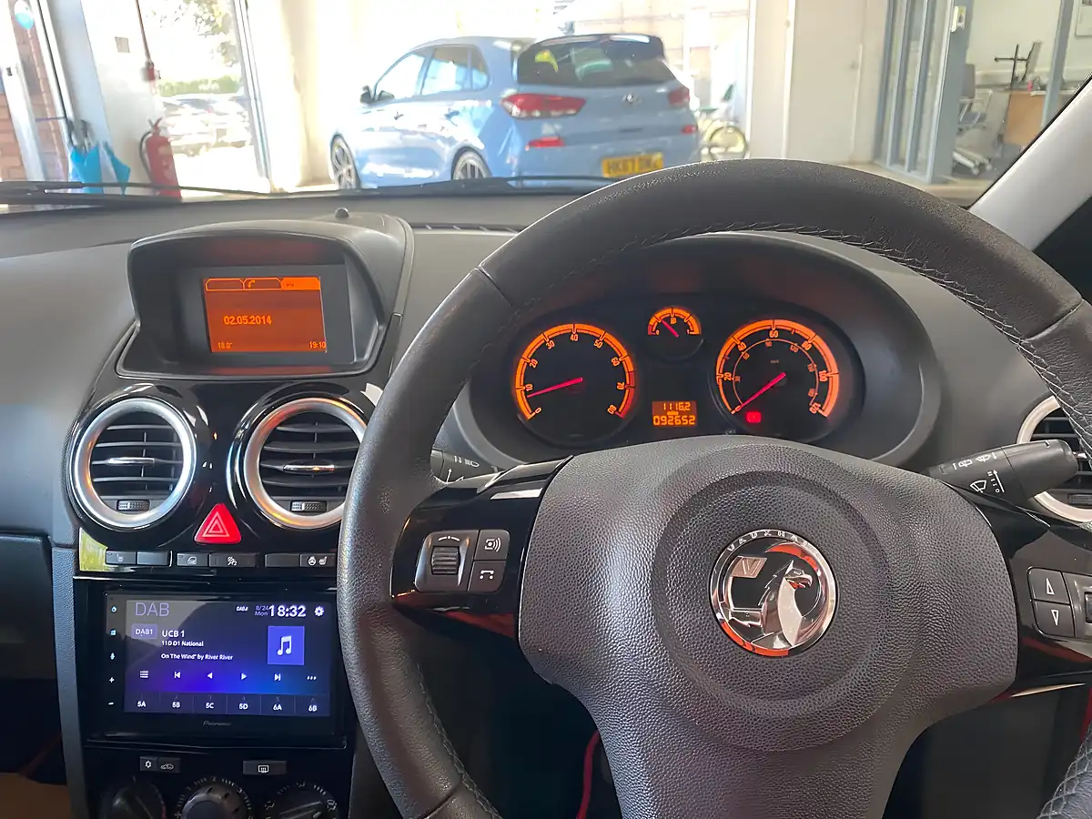 Used 2014 Vauxhall Corsa Excite Red - Interior and Exterior details 10