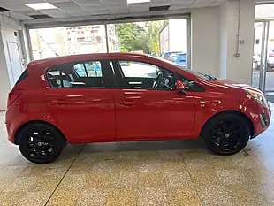 Used 2014 Vauxhall Corsa Excite Red - Interior and Exterior details 8