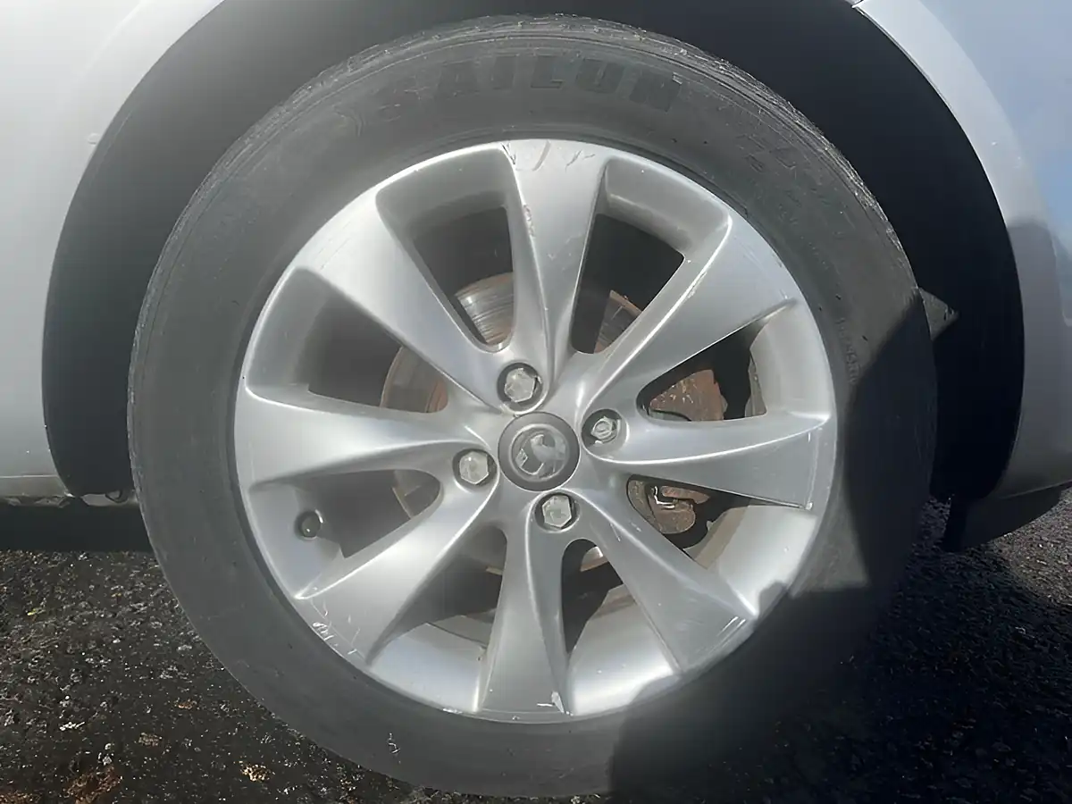 Used 2014 Vauxhall Corsa Excite Sovreign Silver - Interior and Exterior details 18