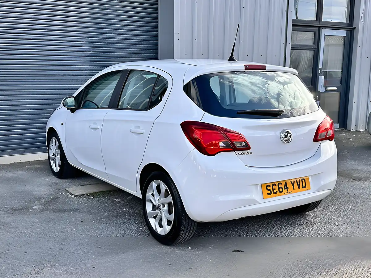 Used 2014 Vauxhall Corsa Excite White - Interior and Exterior details 10