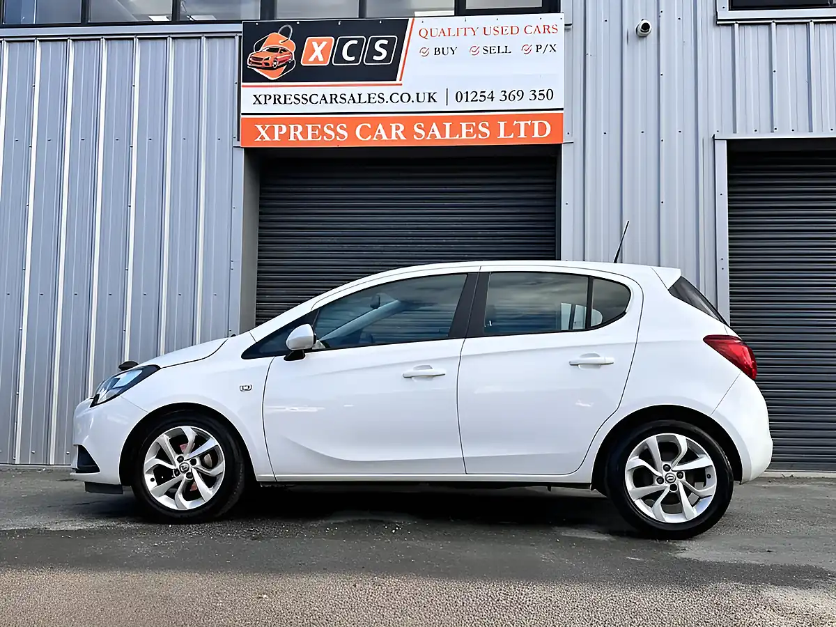 Used 2014 Vauxhall Corsa Excite White - Interior and Exterior details 11