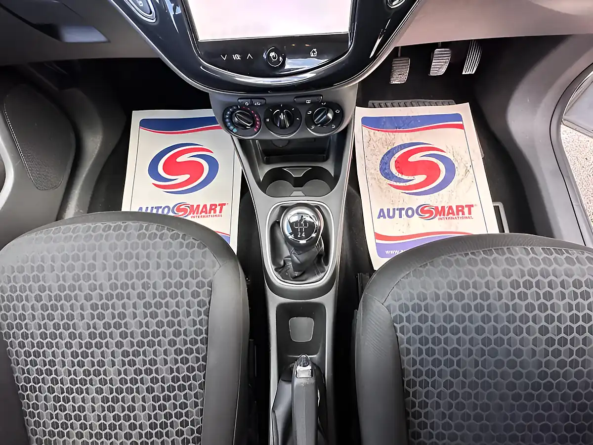 Used 2014 Vauxhall Corsa Excite White - Interior and Exterior details 20