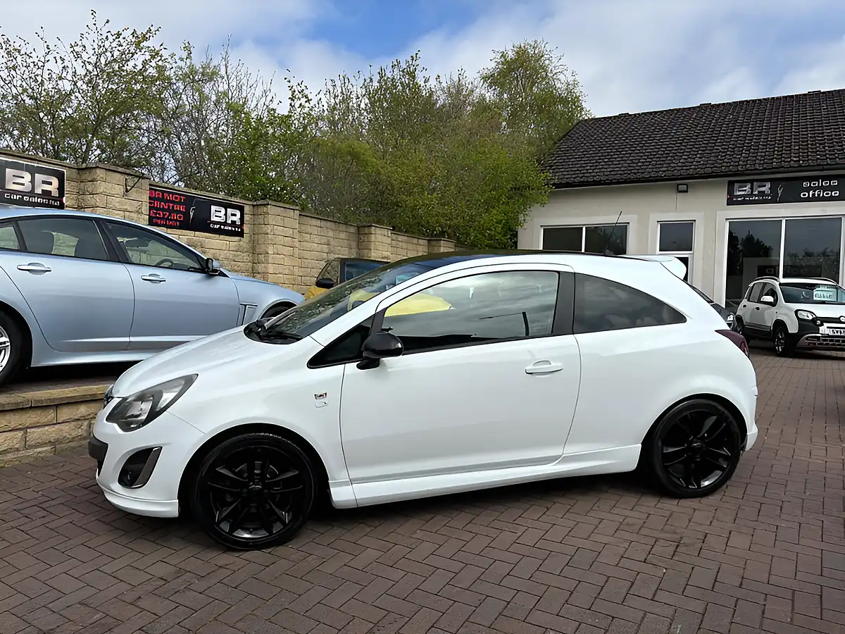 Used 2014 Vauxhall Corsa Limited Edition Arctic White - Interior and Exterior details 6