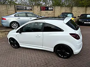 Used 2014 Vauxhall Corsa Limited Edition Arctic White - Interior and Exterior details 8