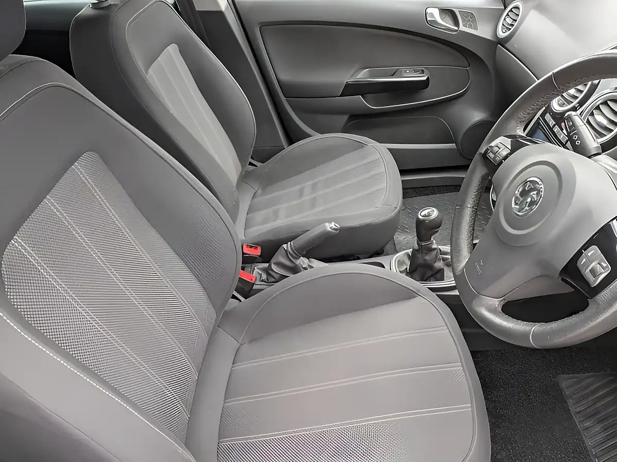 Used 2014 Vauxhall Corsa Limited Edition Grey - Interior and Exterior details 9